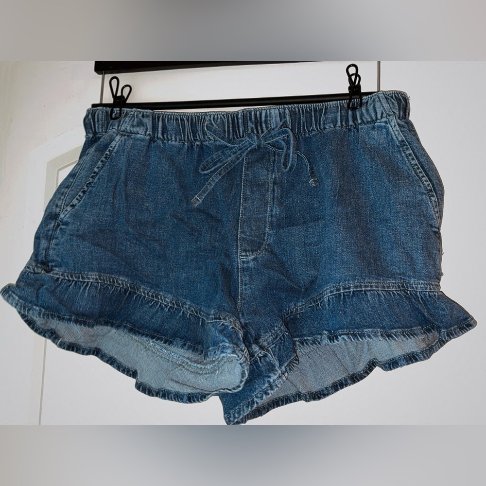 American Eagle Outfitters Denim Ruffle Short